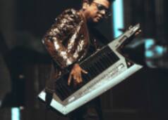 AR Rahman owns a luxurious apartment in US, a royal bungalow in Chennai, many studios, several luxury cars, his net worth is Rs...