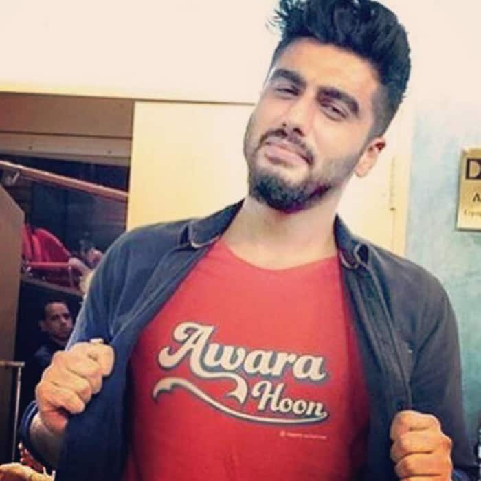 Arjun Kapoor in ‘Awara Hoon’ quoted tee-shirt