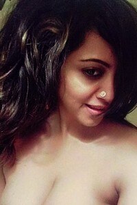 Steamy pictures of Bigg Boss 11 contestant and controversy queen ...