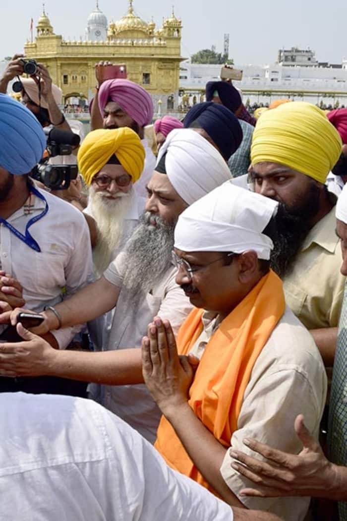 Arvind Kejriwal at Golden Temple in Amritsar