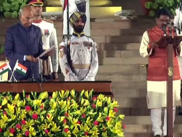Arvind Sawant Takes Oath