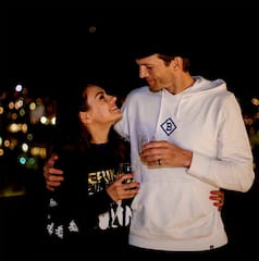 Ashton Kutcher, Mila Kunis Takes Hilarious Dig at Tabloid For Reporting Their Split