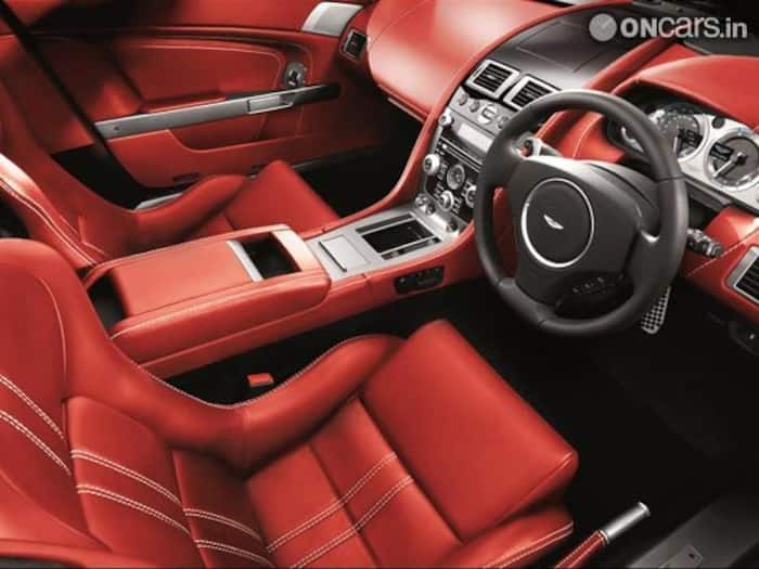 Aston Martin V8 Vantage Interior