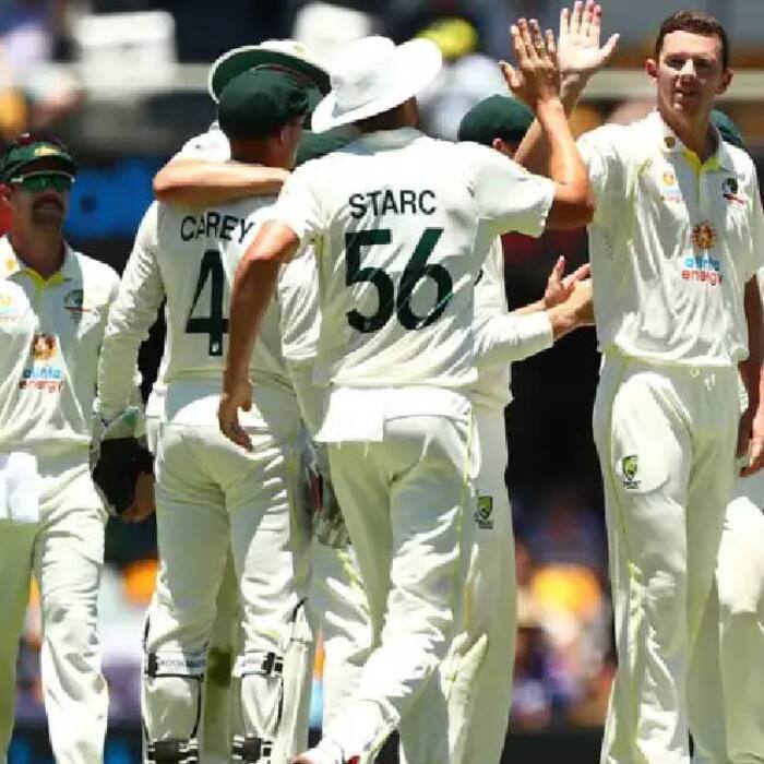 Australia are now the first team ever to chase 200  runs in Test cricket under 30 overs