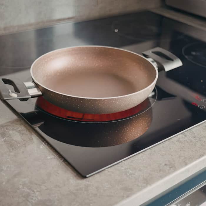 Avoid using high power on induction cooktop