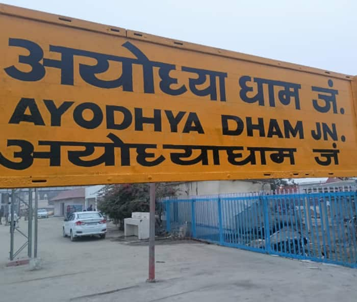 bulandshahr-railway-station-railway-indianrailways-train