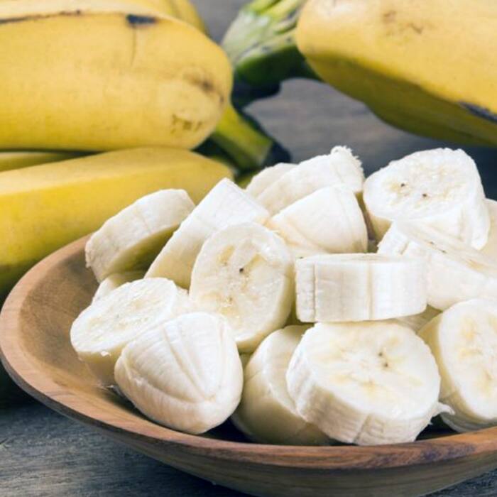 Bananas will give you healthy and glowing skin