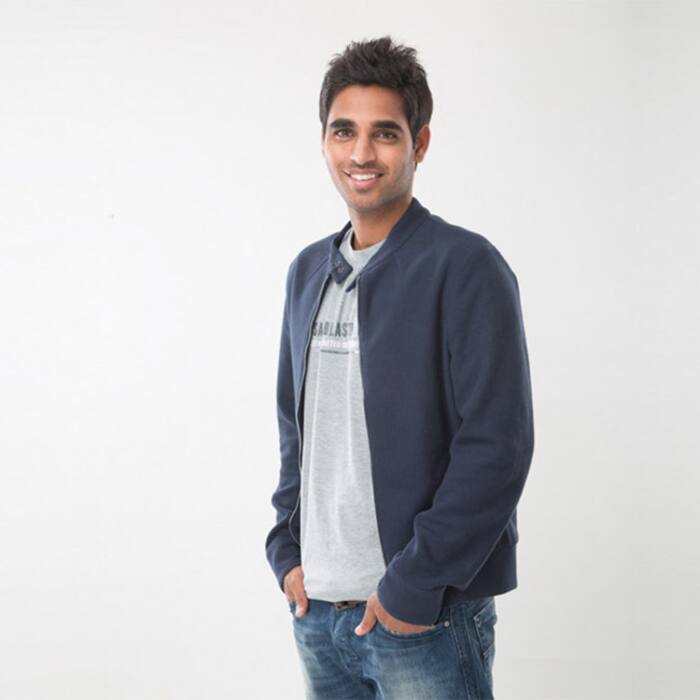 Bhuvneshwar Kumar looks super hot in this picture