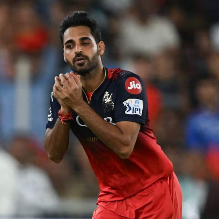 Bhuvneshwar Kumar was retained for Rs 10.75 crore by Virat Kohlis RCB