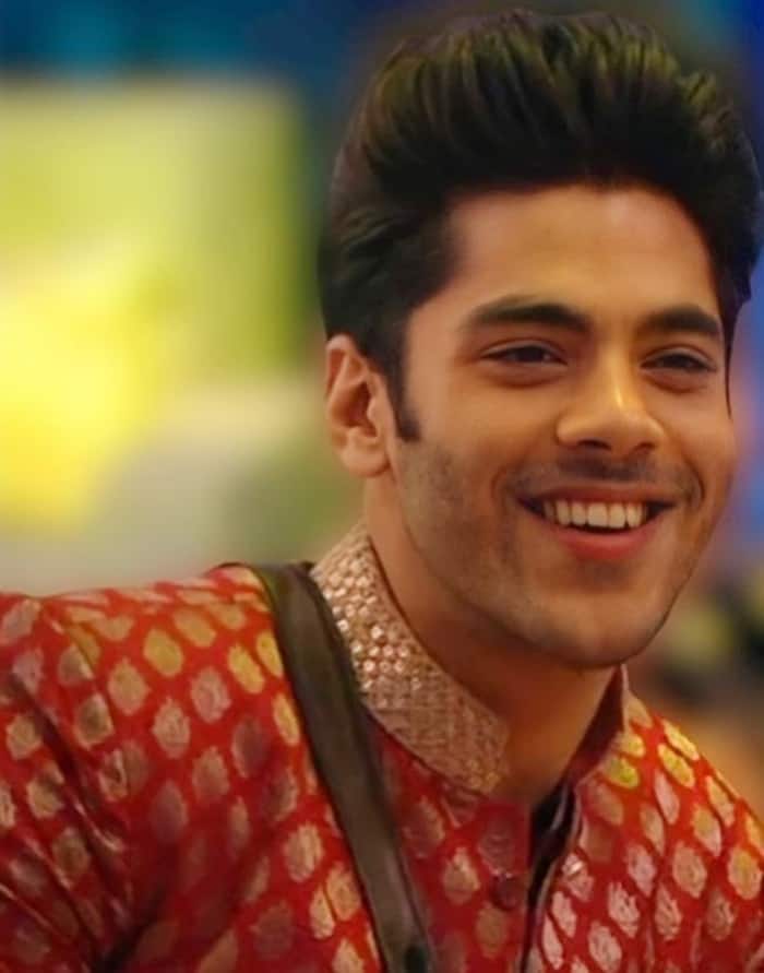 Bigg Boss 15 Simba Nagpal is Winning Hearts With That MillionDollar Smile See Pics