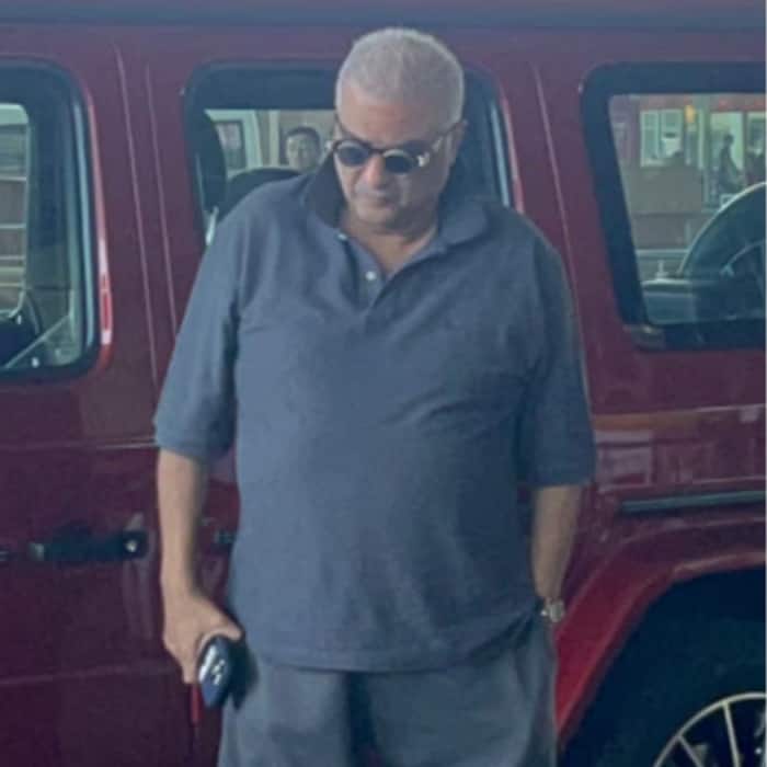 Boney Kapoor Spotted with Daughter Janhvi Kapoor