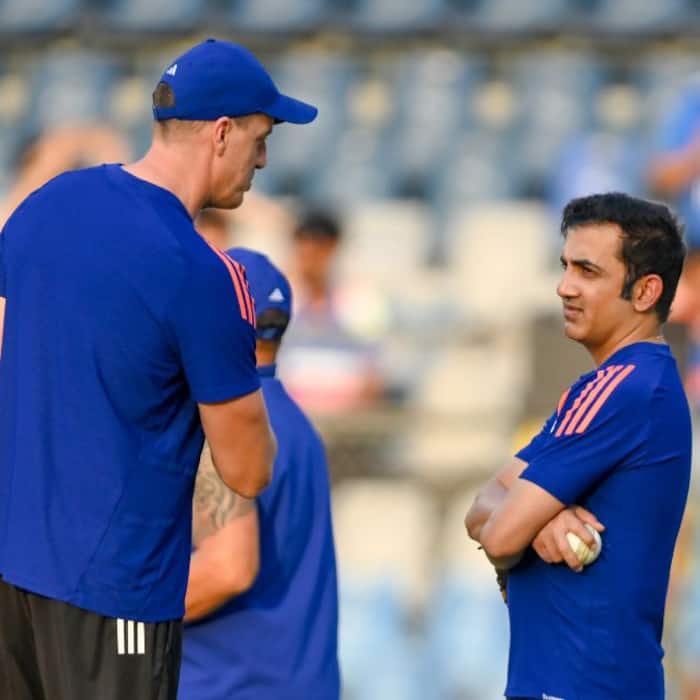 Bowling coach Morne Morkel could also leave Team India position