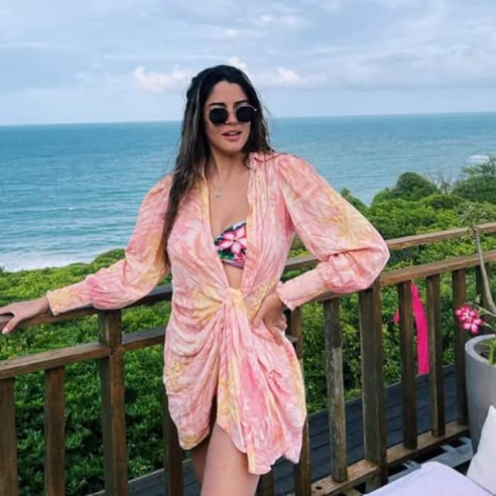 Brazilian actress Izabelle Leite had made her debut with movie  Sixteen 