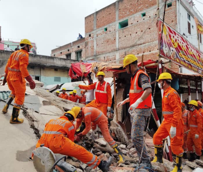 Building Collapses in Jharkhand   s Deoghar