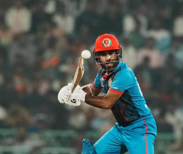 CAPTAIN LEADING FROM THE FRONT!!