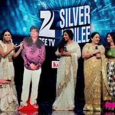 Zee Silver Jubilee event served platform of Hum Paanch reunion and Kahaani 2 promotion for Vidya Balan