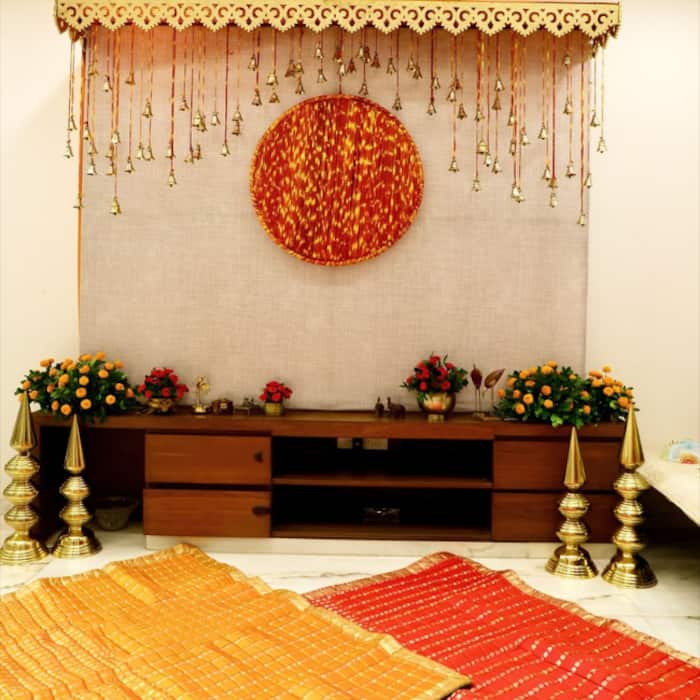 Chaitra Navratri 2026: Kalava and hanging bells decoration idea for auspicious setup