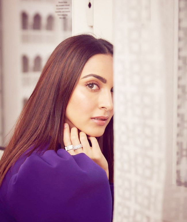 kiara advani purple dress The ever-stunning Kiara Advani looks as graceful as ever in this striking purple pick. Shop her look now! . . . . #kiaraadvani #kiaraadvanifans #sidkiara #kartikaaryanfans #kartikaaryan #theloom