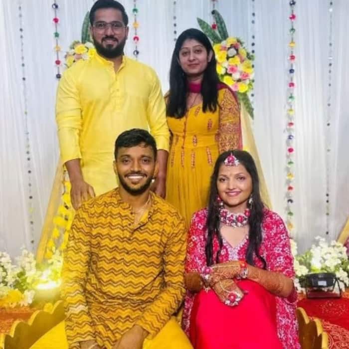 Chetan Sakariya got married to Meghna Jambucha last year