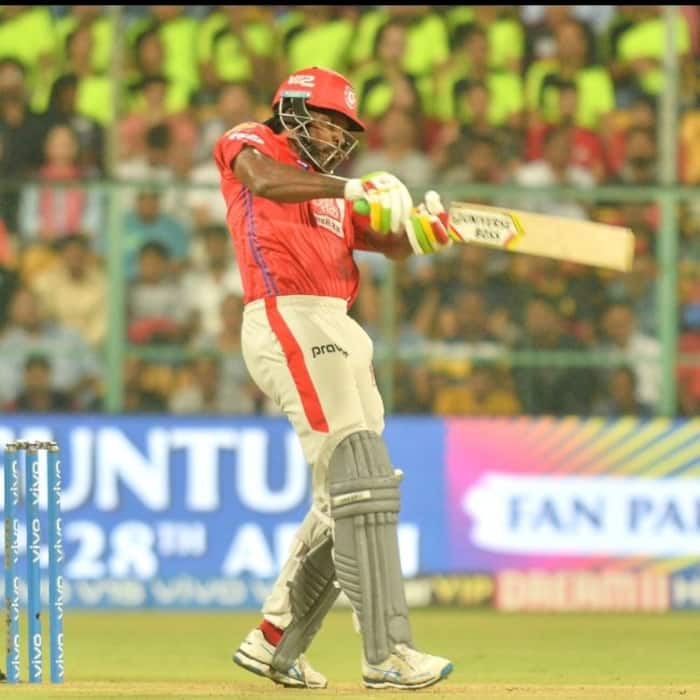 Chris Gayle has the record of scoring most number of centuries in T20 cricket