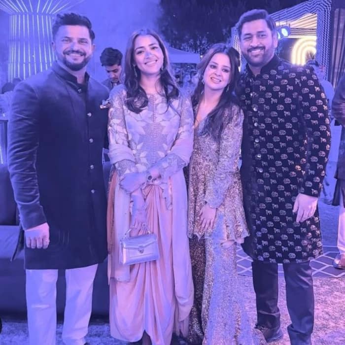 CSK teammates MS Dhoni and Suresh Raina in Mussourie too