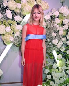 London Fashion Week 2023: Kate Winslet And Daisy Edgar-Jones Exude Glamour at Red Carpet Event - Pics