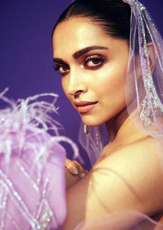deepika padukone purple dress Deepika in Abu Jani Sandeep Khosla outfit. Read more http://fashionpro.me/ deepika-redefines-beauty-new-tanishq-queen-hearts-collection-ad