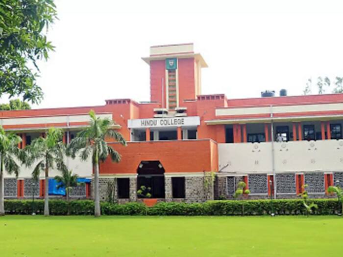 Delhi University Admission 2022: Check Top DU Colleges for BCom (Hons)