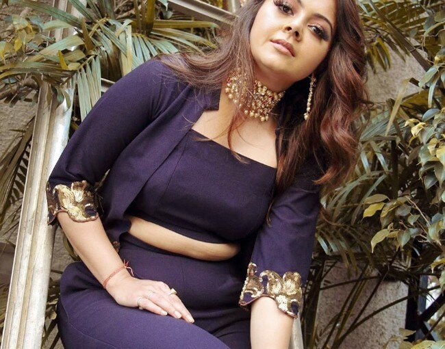 Devolena Devoleena’s yellow pumps elevated the look even more