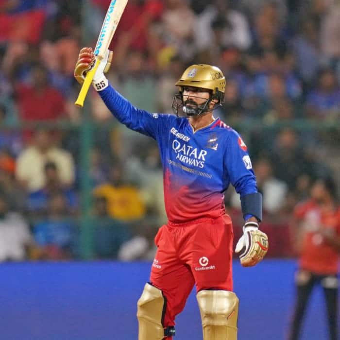 Dinesh Karthik played in 3 seasons for RCB