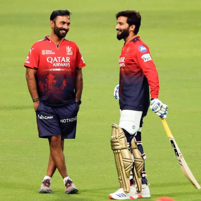 Dinesh Karthik was assistant coach of RCB in IPL 2025