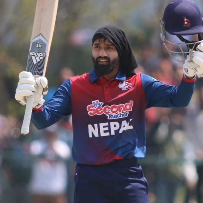 Dipendra faced 9 balls out of the remaining 11