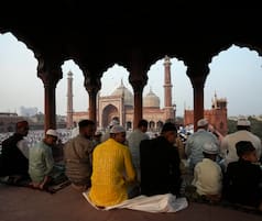 Eid al-Fitr celebrations  Across India – in pictures