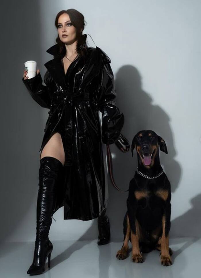 Elli AvrRam left fashionistas on Instagram awestruck