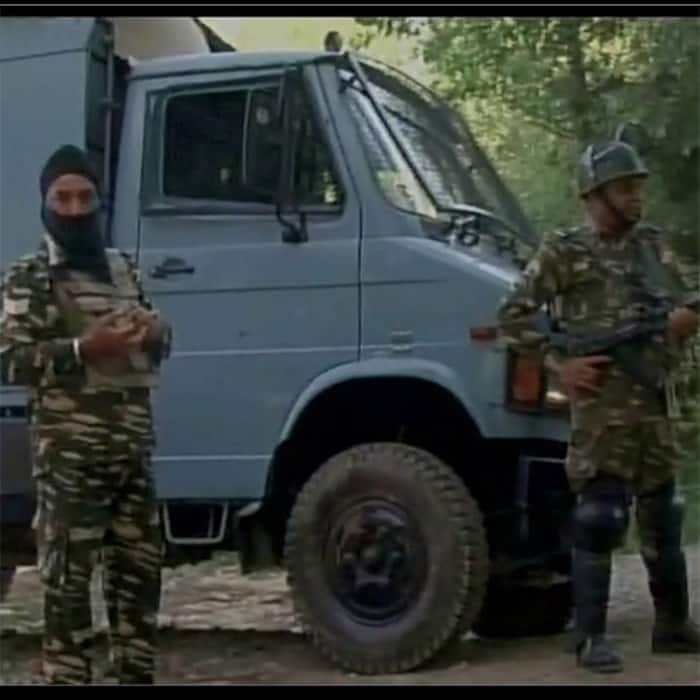 Encounter underway between security forces and terrorists in Anantnag