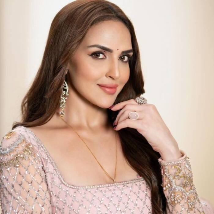 Esha keeps dinner light and clean