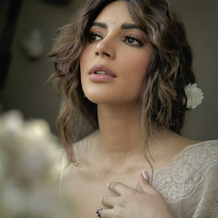 Meet superstar who once used to work without a break, quit acting at