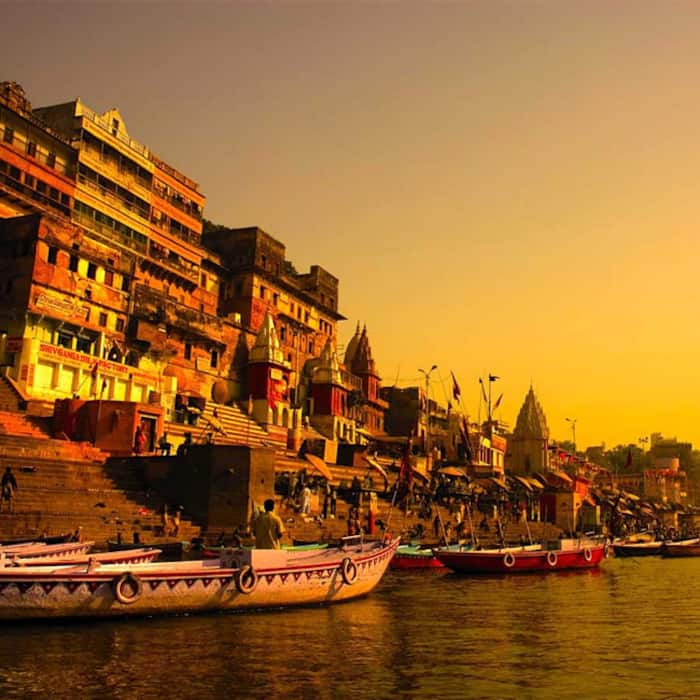 Explore the beauty of Varanasi during winters