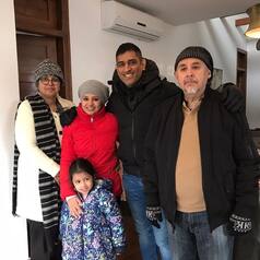 MS Dhoni, Sakshi Dhoni, Ziva in Fam-Jam Mode as Former Captain Enjoys Snowfall With Family in Mussoorie | SEE PICTURES