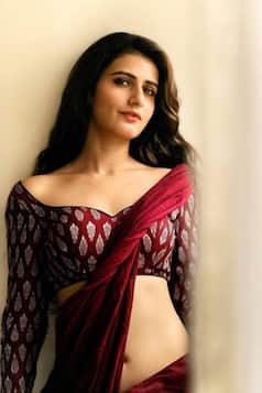 Dangal star Fatima Sana Shaikh shares more pics in sari for her haters