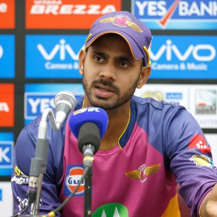 Fight with own teammate Manoj Tiwary