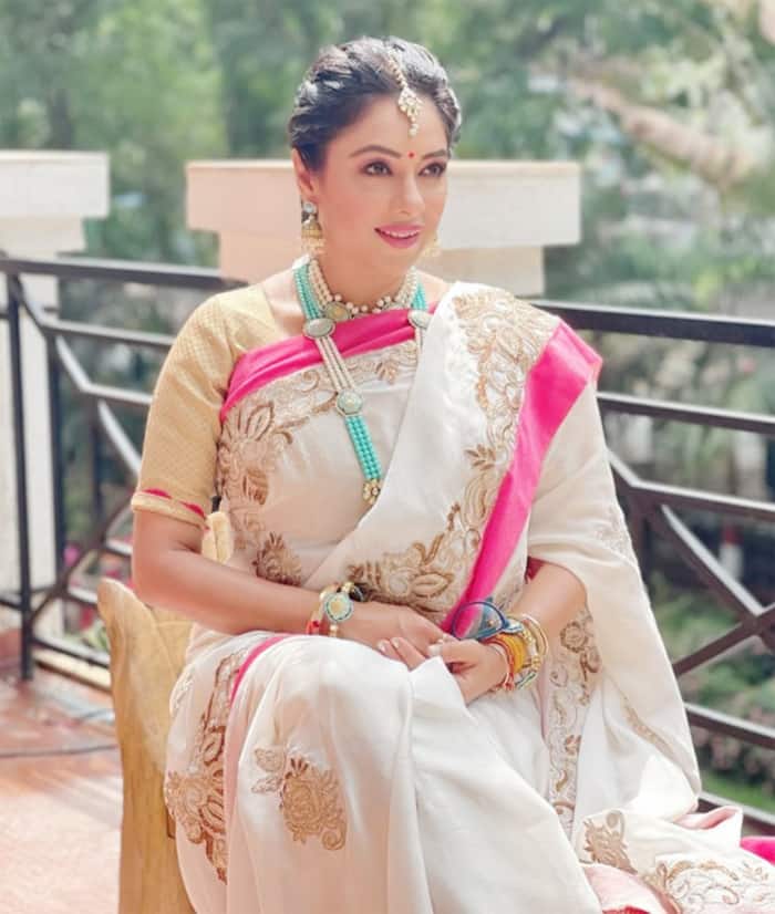anupamaa-fame-rupali-ganguly-s-best-saree-looks-from-the-show-your