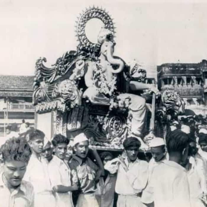 Ganesh Chaturthi 2026: 7 Vintage photos of Ganpati celebrations that show a different era of Mumbai