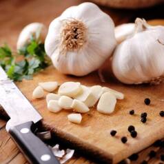 Garlic health benefits: 7 reasons to consume lehsun every morning