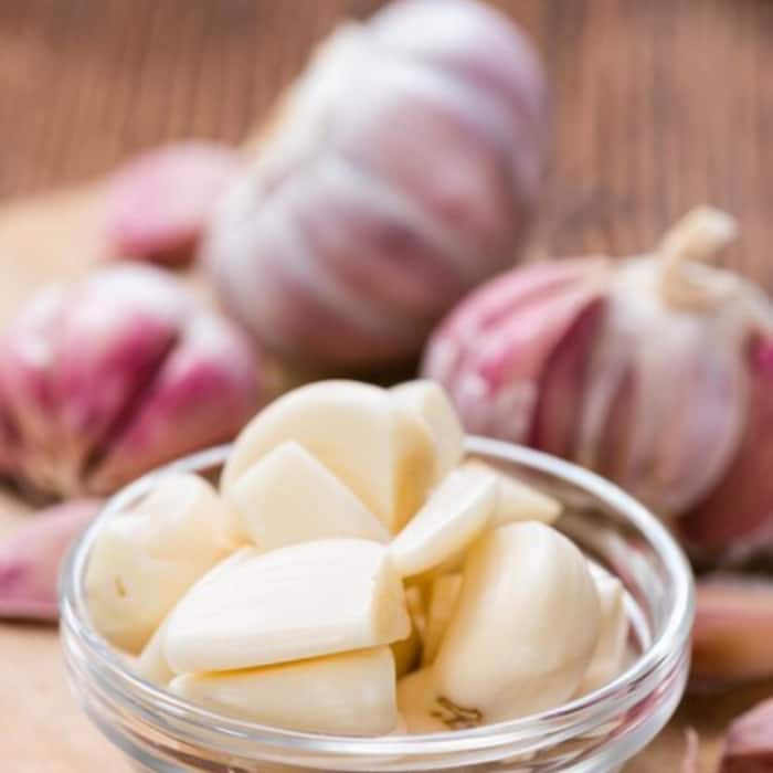 Garlic helps manage cold and cough 