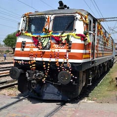 Suresh Prabhu flags off Gatimaan Express, India’s first semi high speed train