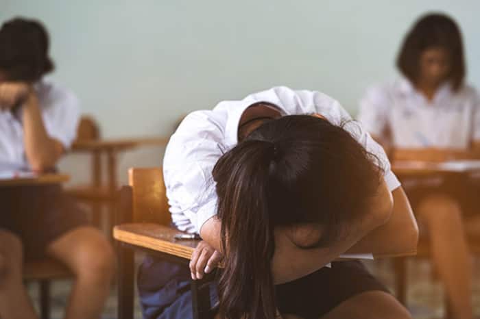 Good amount of sleep helps in mood upliftment