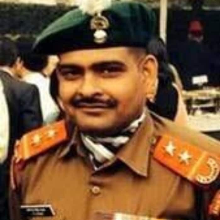 Grenadier Yogendra Singh Yadav (Param Vir Chakra) (18 Grenadiers)