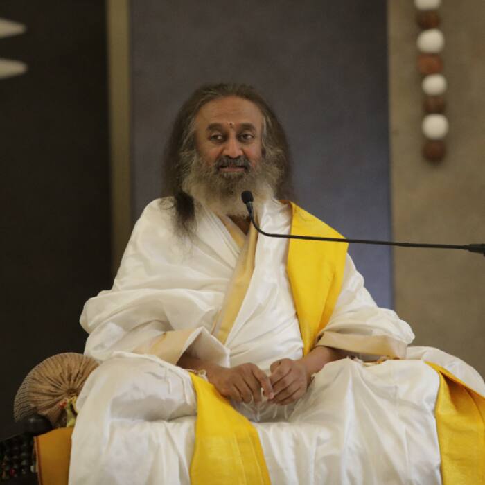 Gurudev Sri Sri Ravi Shankar   10 Quotes on Meditation for Beginners
