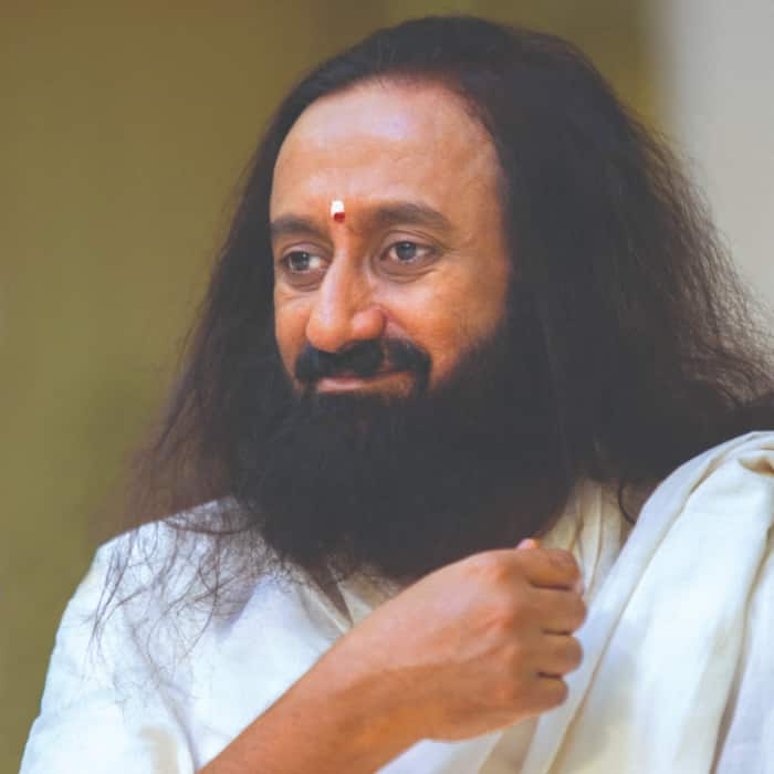 Full Moon Meditation By Sri Sri Ravi Shankar World Meditation Day: 8 Quotes on Meditation by Gurudev Sri Sri Ravi